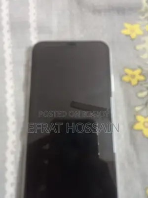 অ্যাপল আইফোন এক্সআর ৬৪ জিবি হোয়াইট