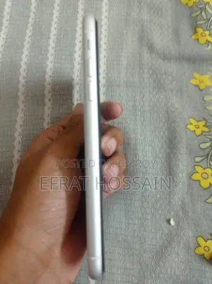 অ্যাপল আইফোন এক্সআর ৬৪ জিবি হোয়াইট