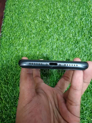 Apple iPhone 11 128 GB Black