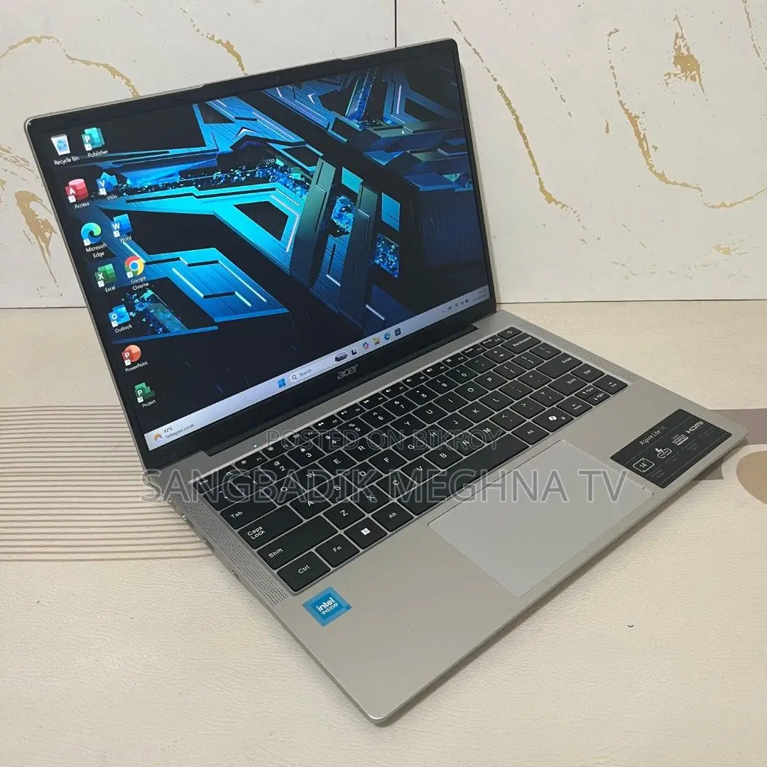 Laptop Acer 4GB Intel SSD 500GB