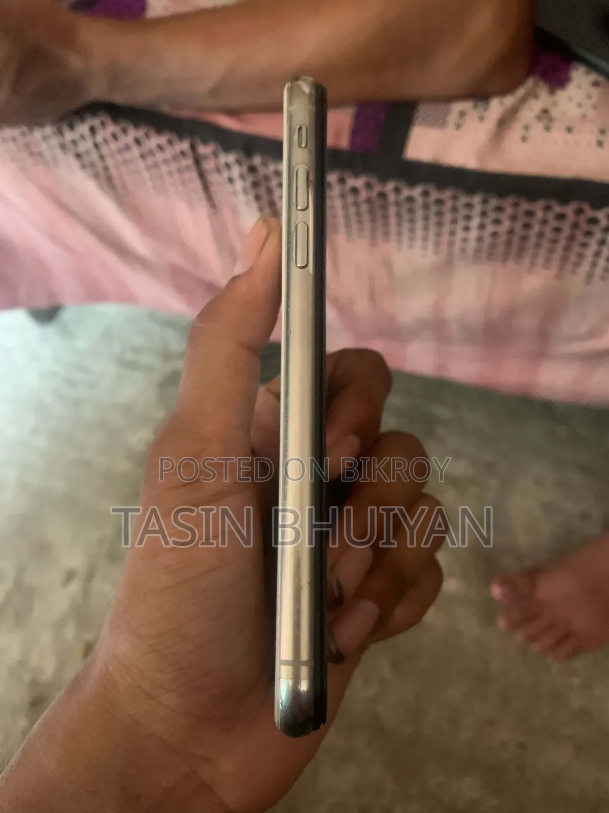 Apple iPhone X 64 GB White
