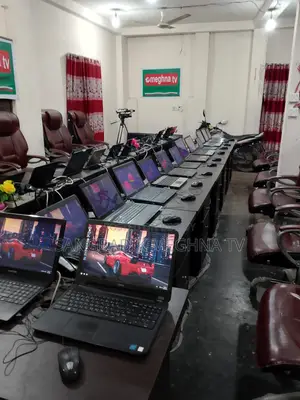 ল্যাপটপ ডেল ৪জিবি এএমডি এসএসডি ৫০০জিবি