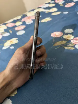 Apple iPhone X 64 GB Black