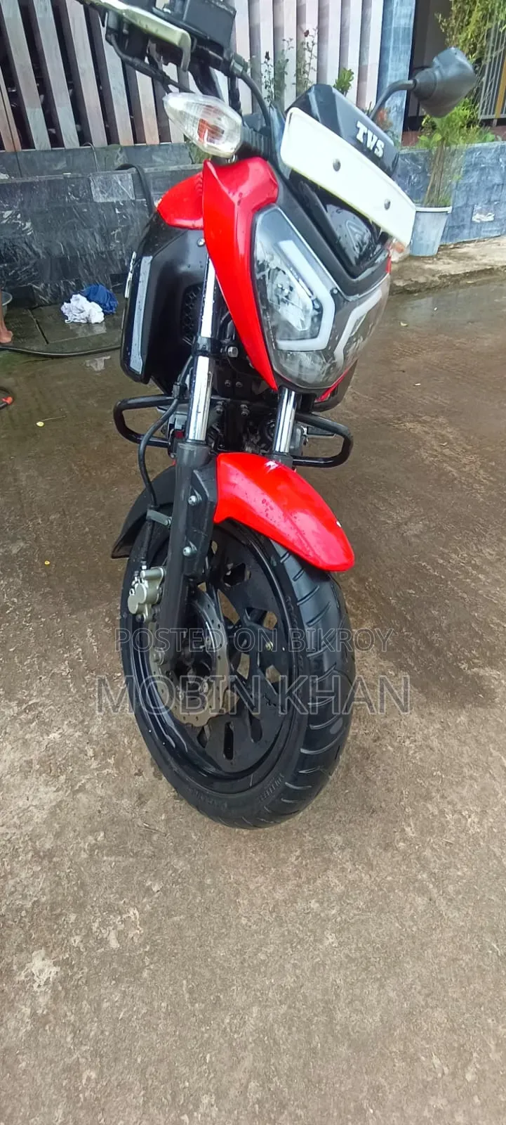 TVS Raider 125 2022 Red