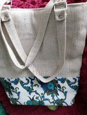 সাইড হ্যান্ডব্যাগ