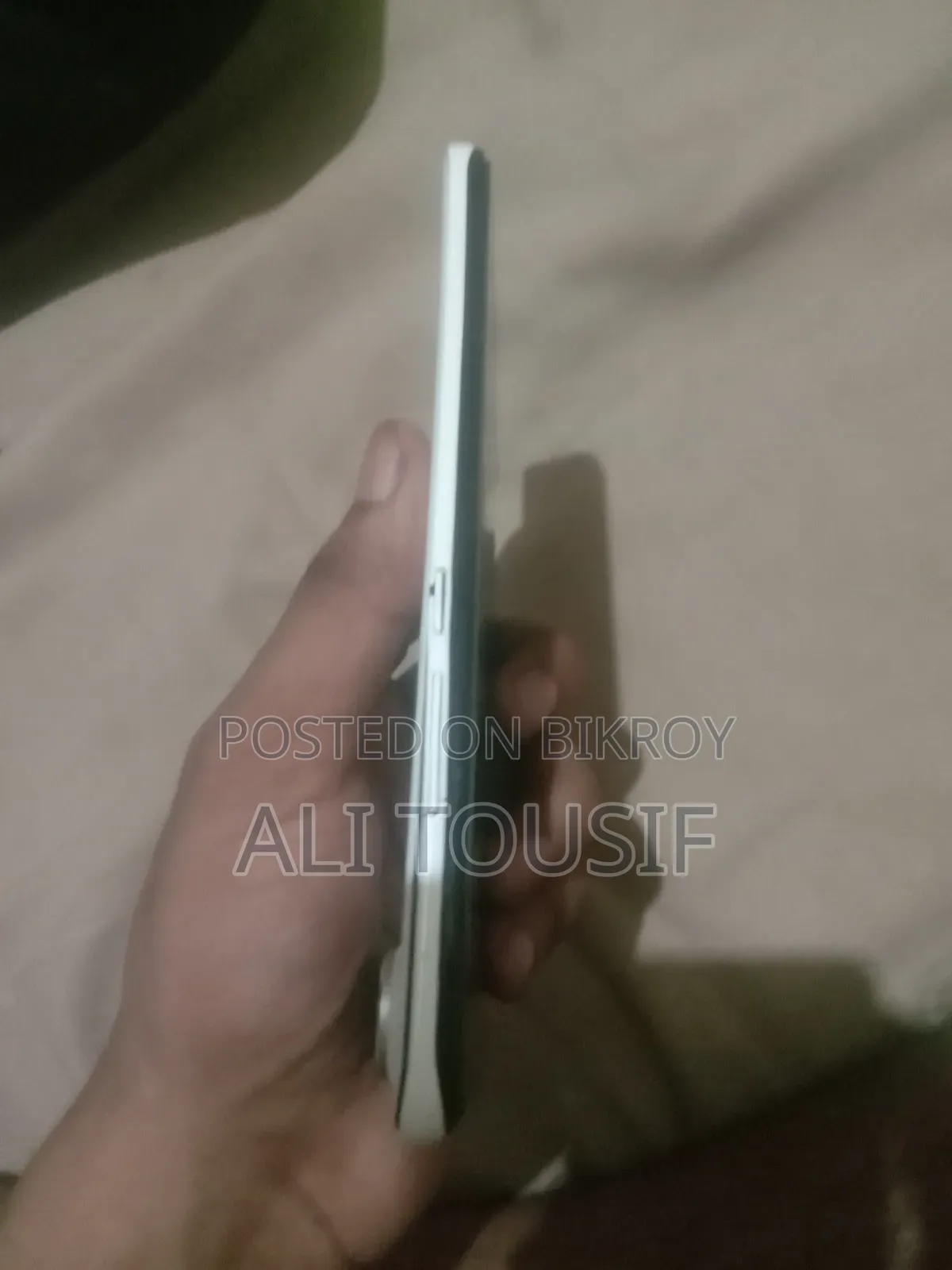 Tecno Pova 5G 128 GB White