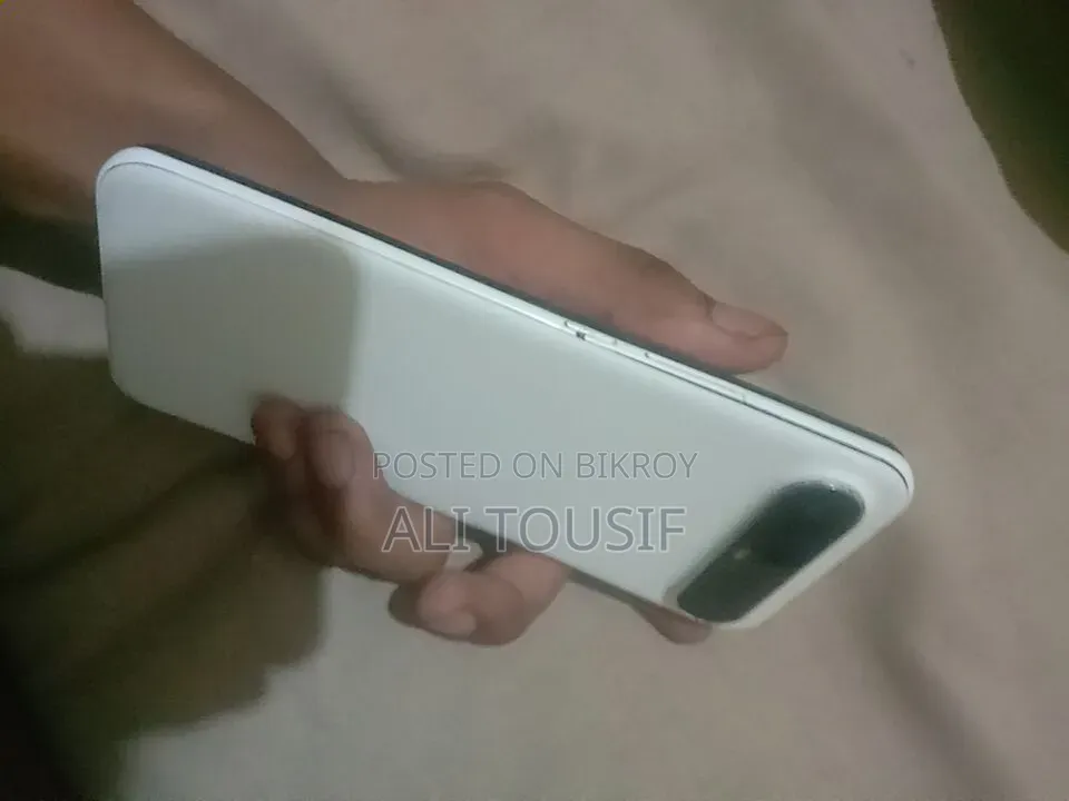 Tecno Pova 5G 128 GB White
