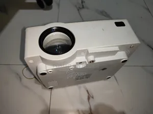 আলফাওয়াইজ প্রজেক্টর