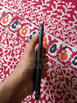 স্যামসাং গ্যালাক্সি জে৭ প্রো ৩২ জিবি কালো