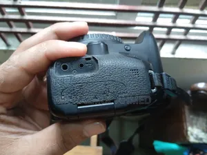 Canon 800d Only Body With Box