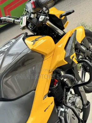 Hero Xtreme 125R 2025 Yellow