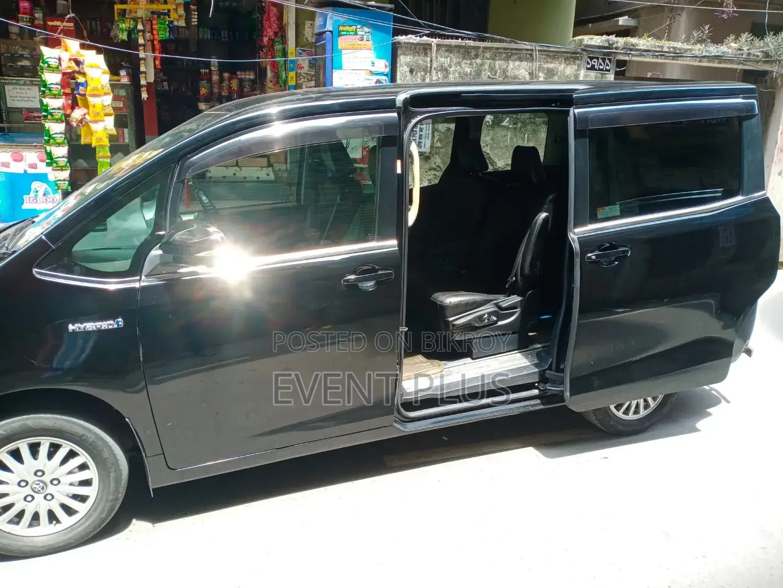 Toyota Voxy 2014 Black