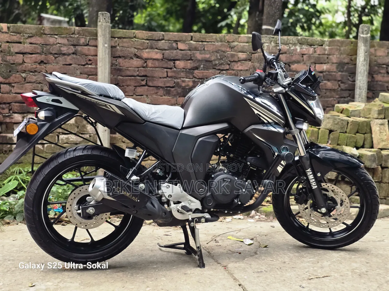 New Yamaha 2026 Black