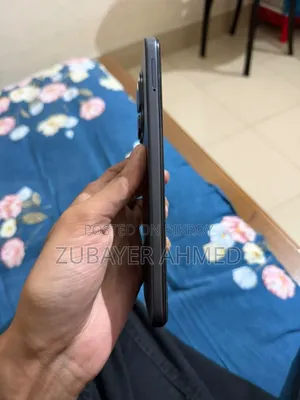 Infinix Hot 50i 128 GB Blue