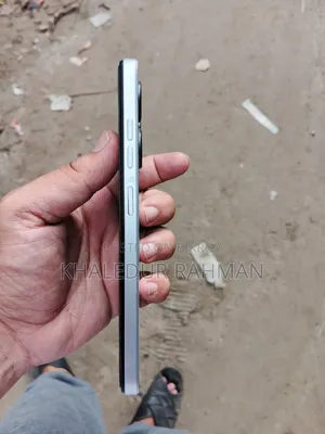 Tecno Spark 20C 128 GB Silver