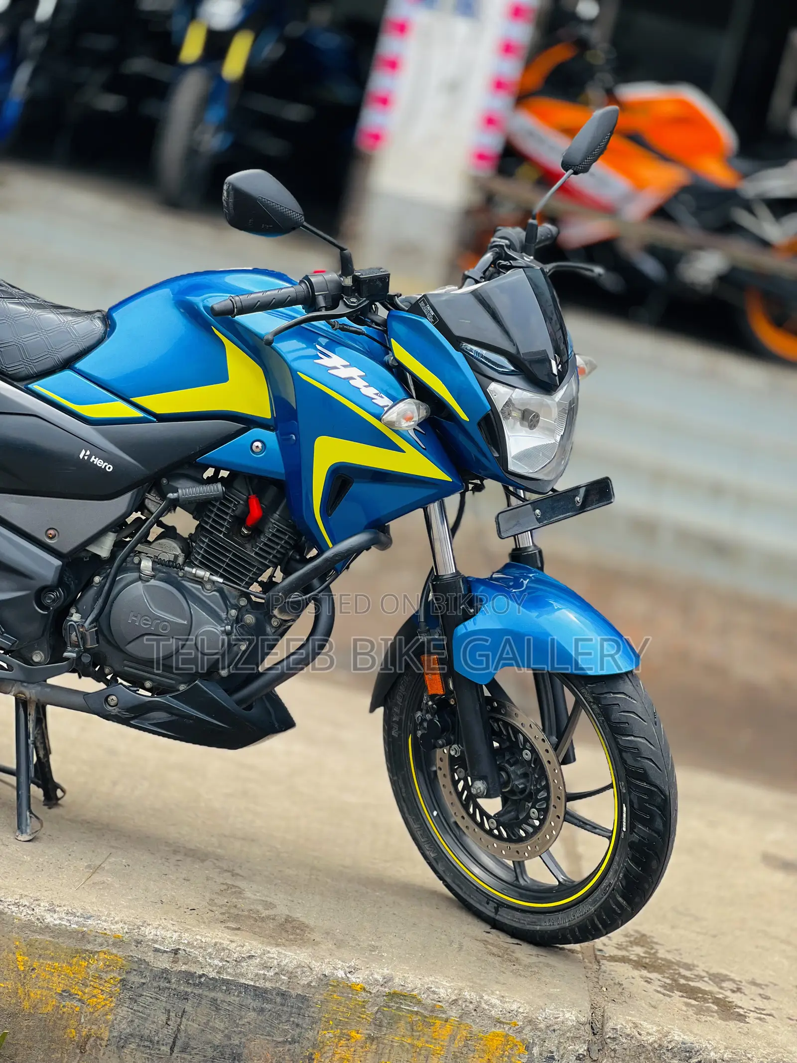 Hero Hunk 2022 Blue