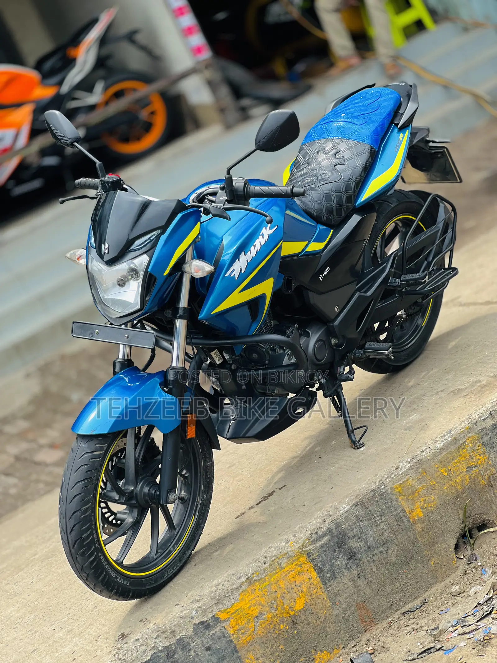 Hero Hunk 2022 Blue