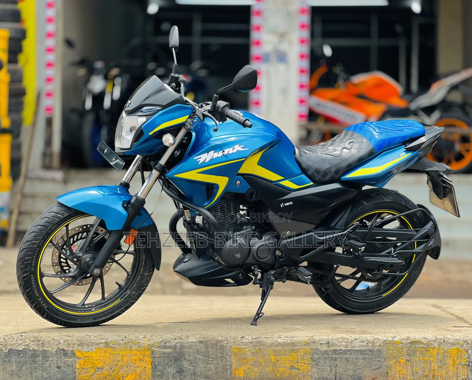 Hero Hunk 2022 Blue