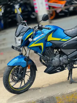Hero Hunk 2022 Blue