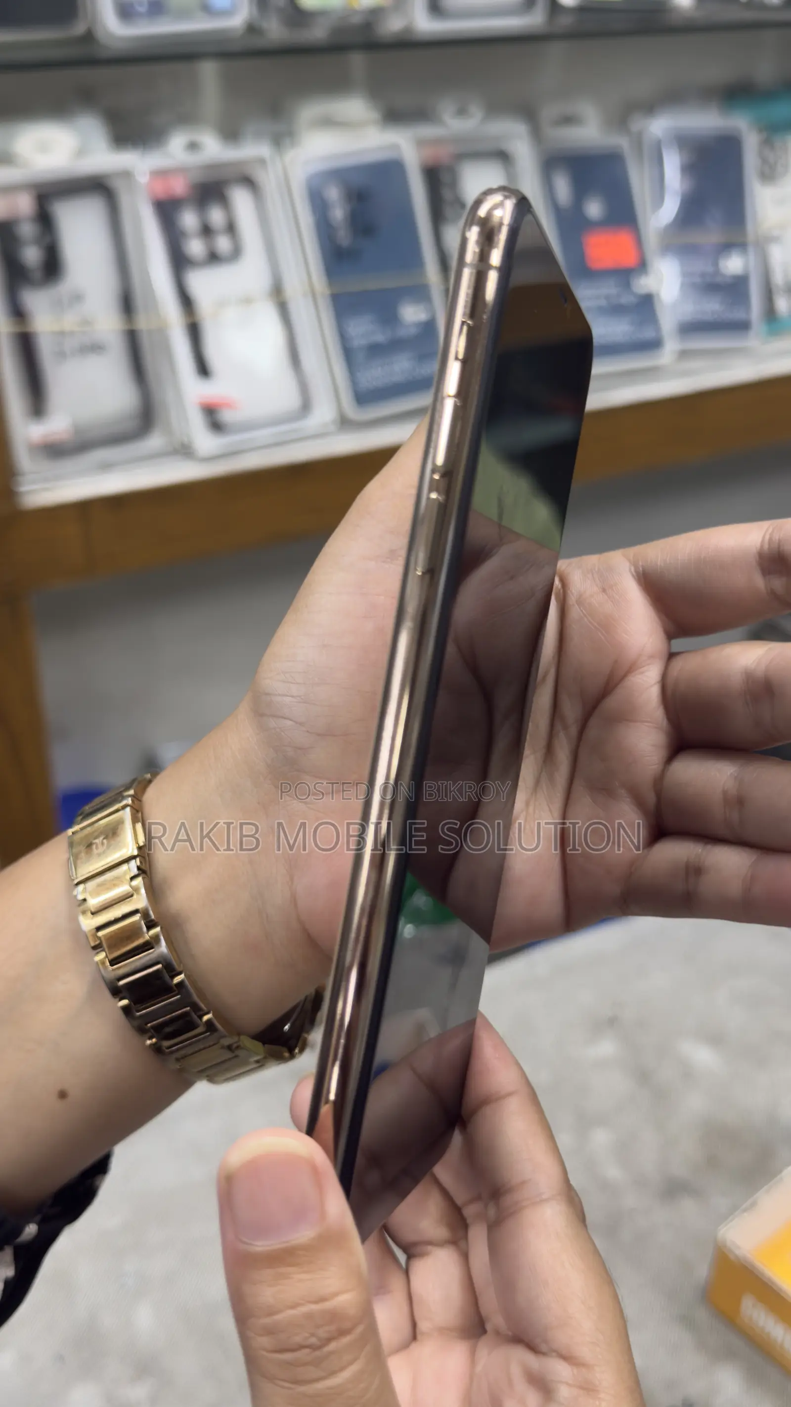Apple iPhone 11 Pro Max 64 GB Gold