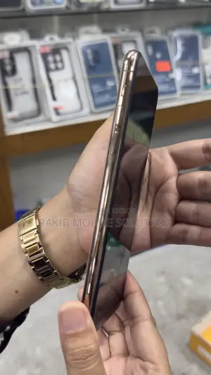 Apple iPhone 11 Pro Max 64 GB Gold