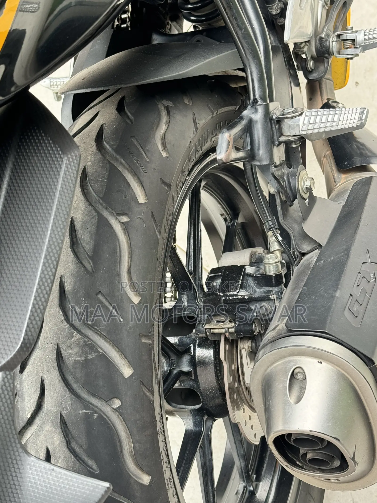 Suzuki GSX-R 2023 Yellow