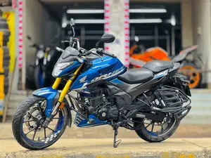 Honda Hornet 2025 Blue