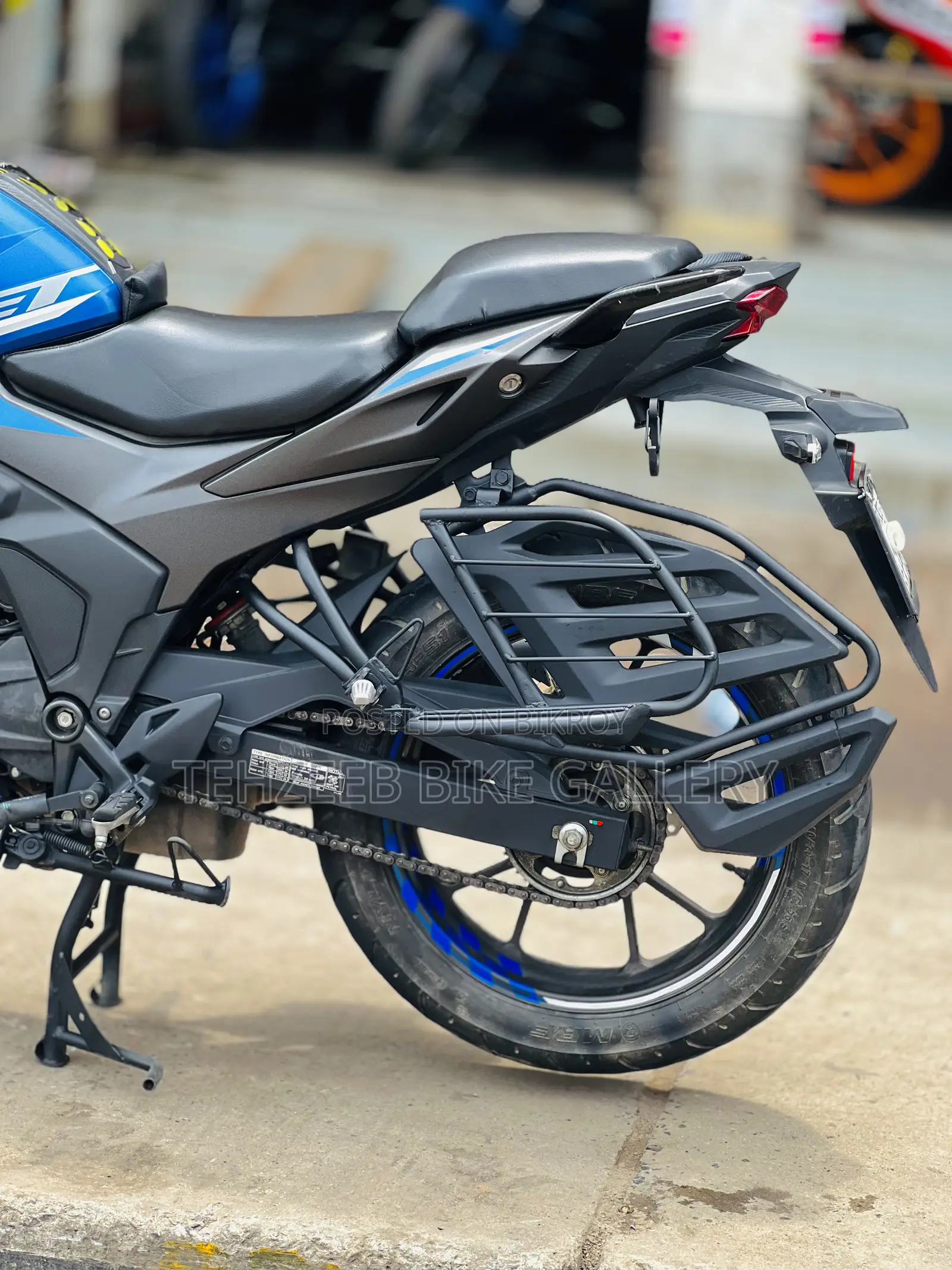 Honda Hornet 2025 Blue