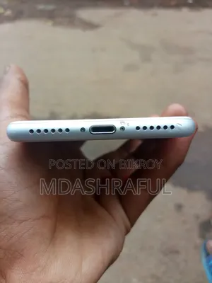 নতুন অ্যাপল আইফোন ৭ ৩২ জিবি হোয়াইট