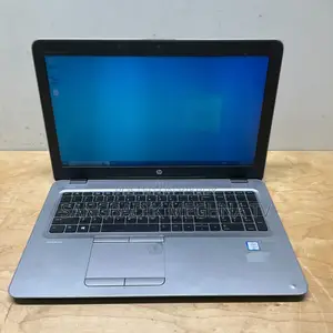 Laptop Dell 3GB Intel SSD 256GB