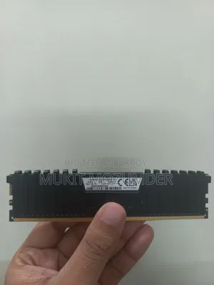 Corsair Ddr4 3200mhz ডেস্কটপ Ram (ব্যবহৃত)