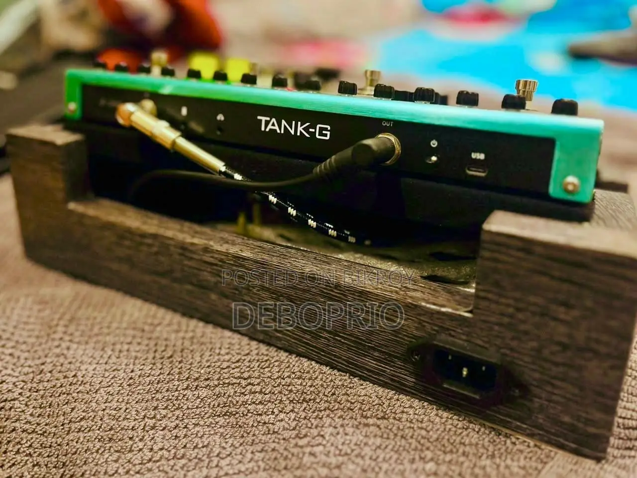 M-vave Tank-g Guitar Processor