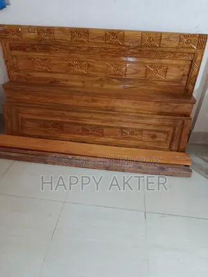 Teak wood Bed 6/7