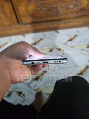অপো এ১৬ ৬৪ জিবি হোয়াইট