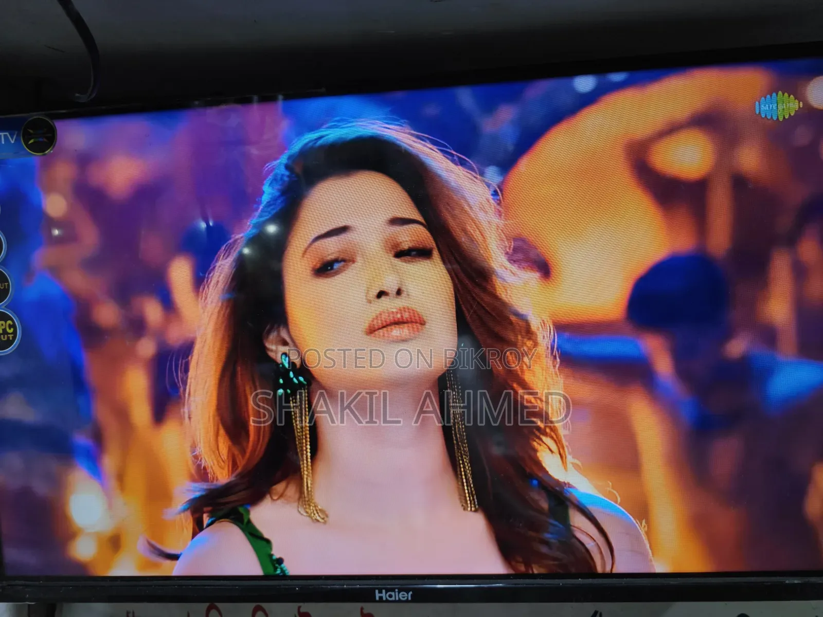 Haier-32" Inche Android Framless Voice Control
Tv
