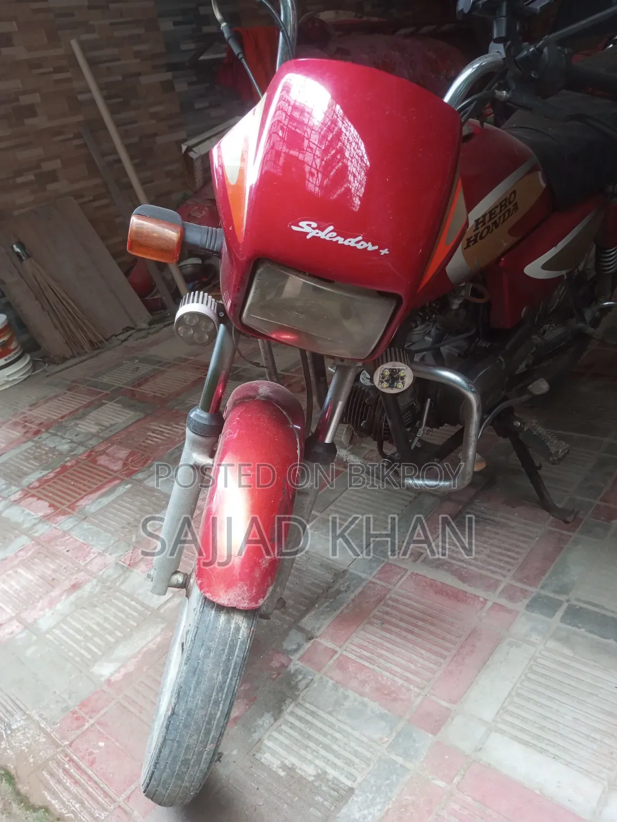 হিরো স্প্লেন্ডার প্লাস ২০১০ রেড