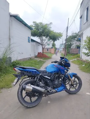 TVS Apache RTR 160 2V 2026 Blue