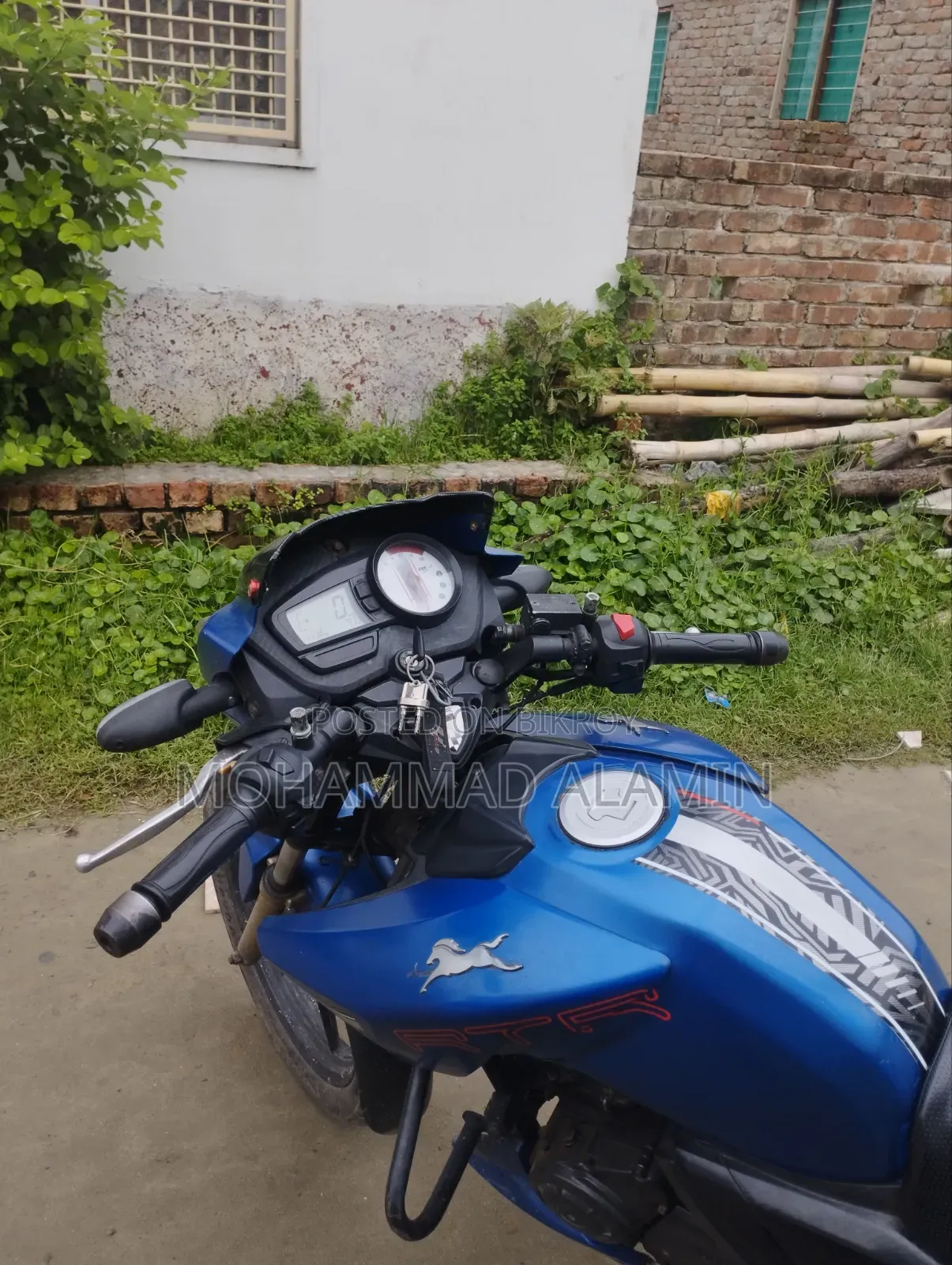 TVS Apache RTR 160 2V 2026 Blue