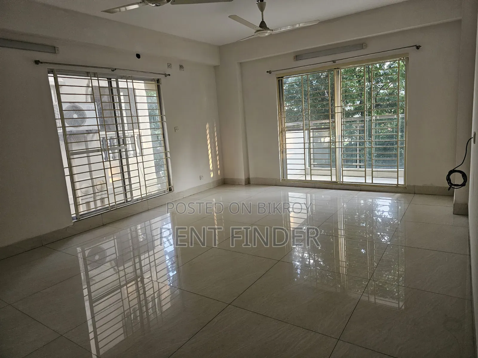4bdrm Apartment in Banani for rent