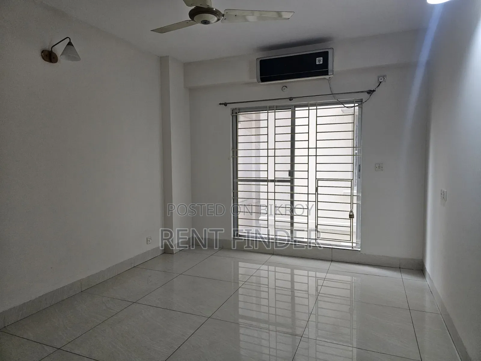 4bdrm Apartment in Banani for rent