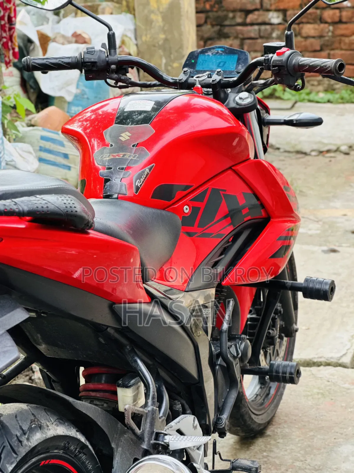 Suzuki Gixxer SF 2023 Red