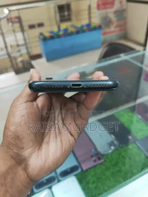 Apple iPhone XR 64 GB Black