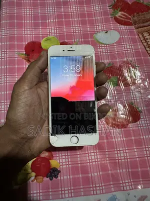 Apple iPhone 6 16 GB Gold