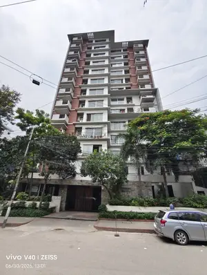 3-bedroom Apartment in Dhanmondi 4 for sale