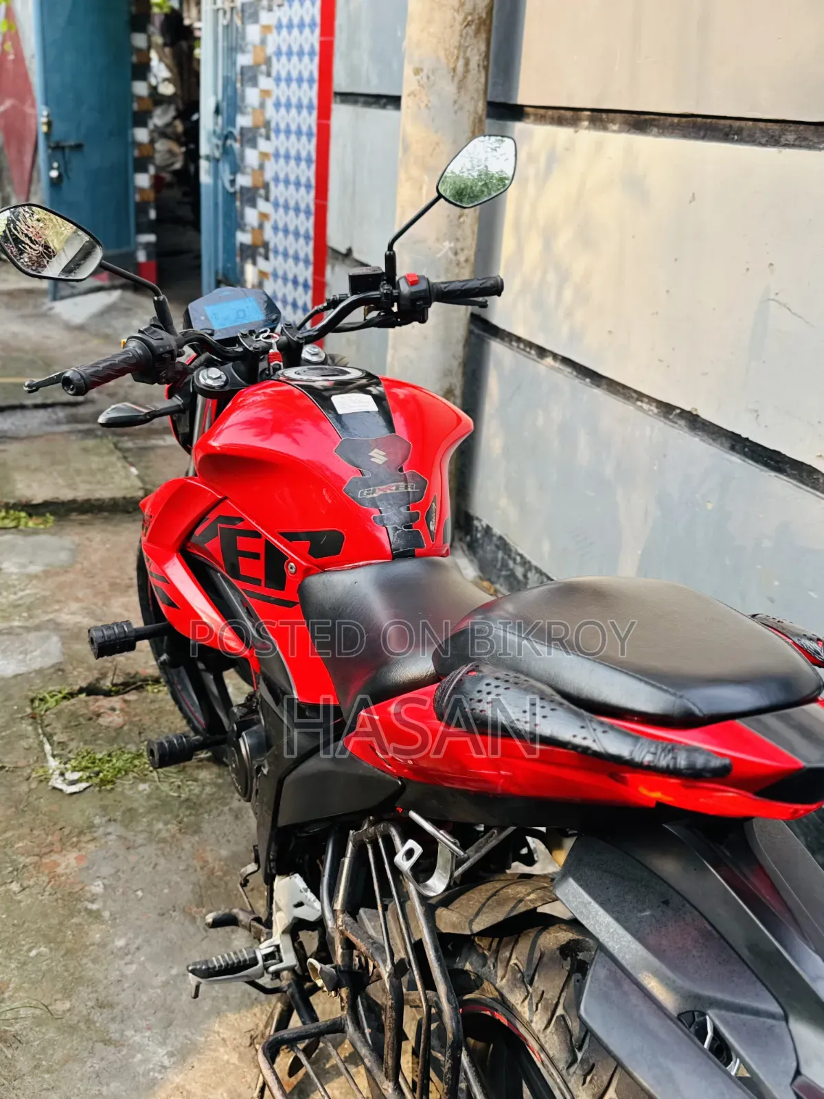 Suzuki Gixxer SF 2023 Red