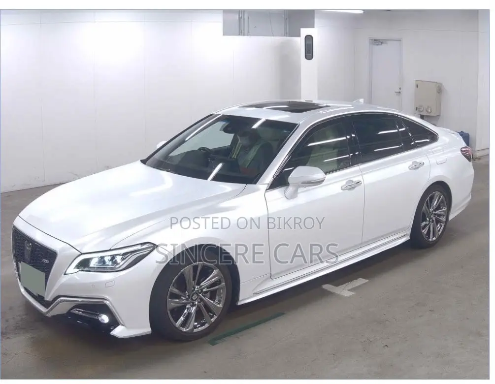 Toyota Crown 2021 Pearl