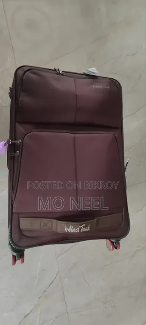 ট্রলি ব্যাগ