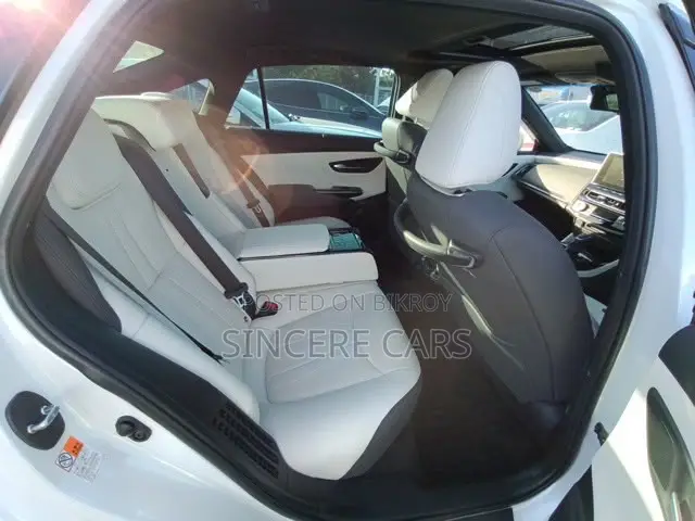 Toyota Crown 2021 Pearl