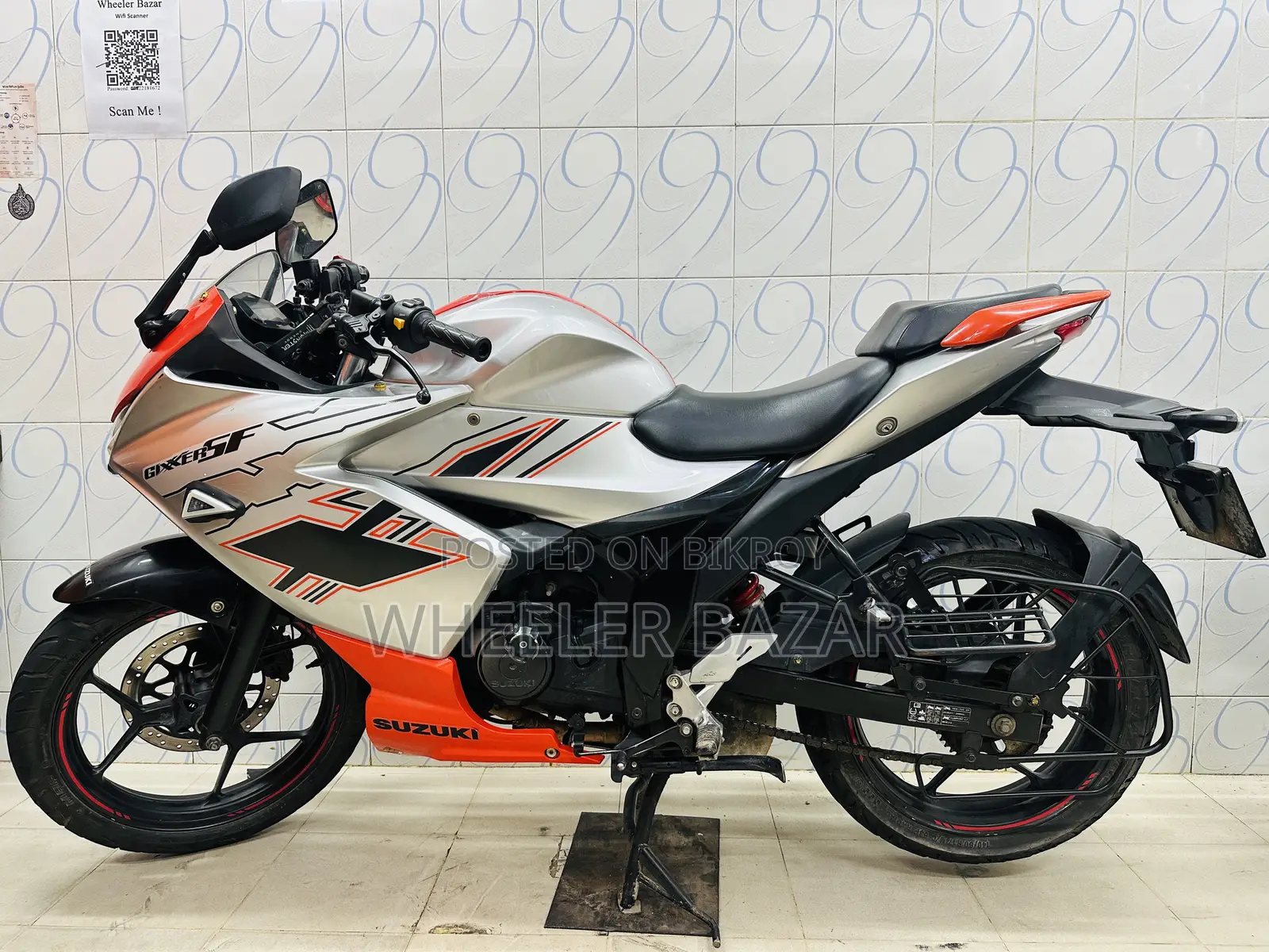 Suzuki Gixxer Fi ABS 2024 Orange
