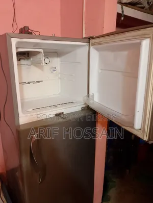এলজি বাটারফ্লাই রেফ্রিজারেটর সিলভার কালার